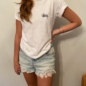 STUSSY T-SHIRT